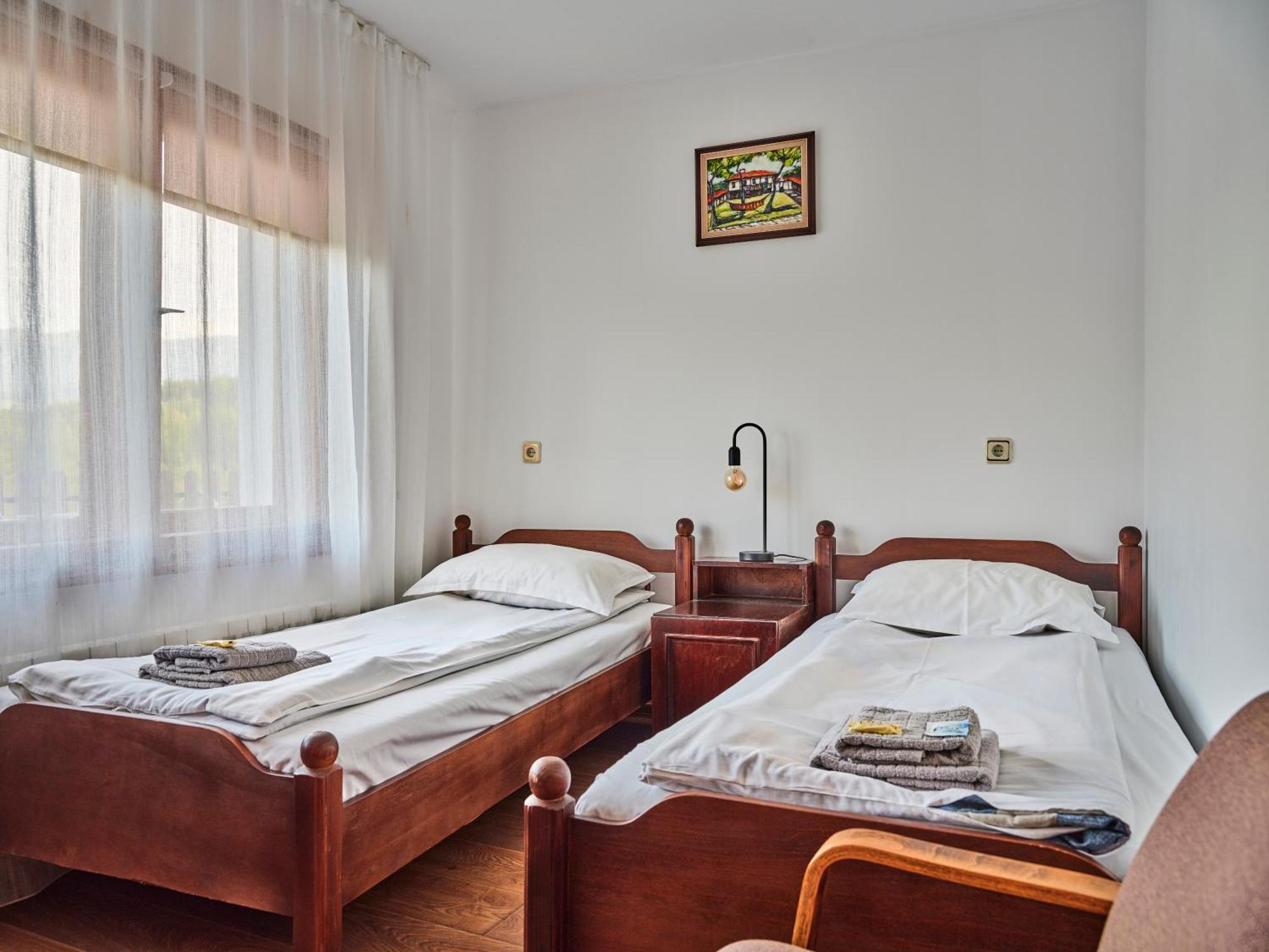 Hotel Tihiat Kat Apriltsi  Dış mekan fotoğraf