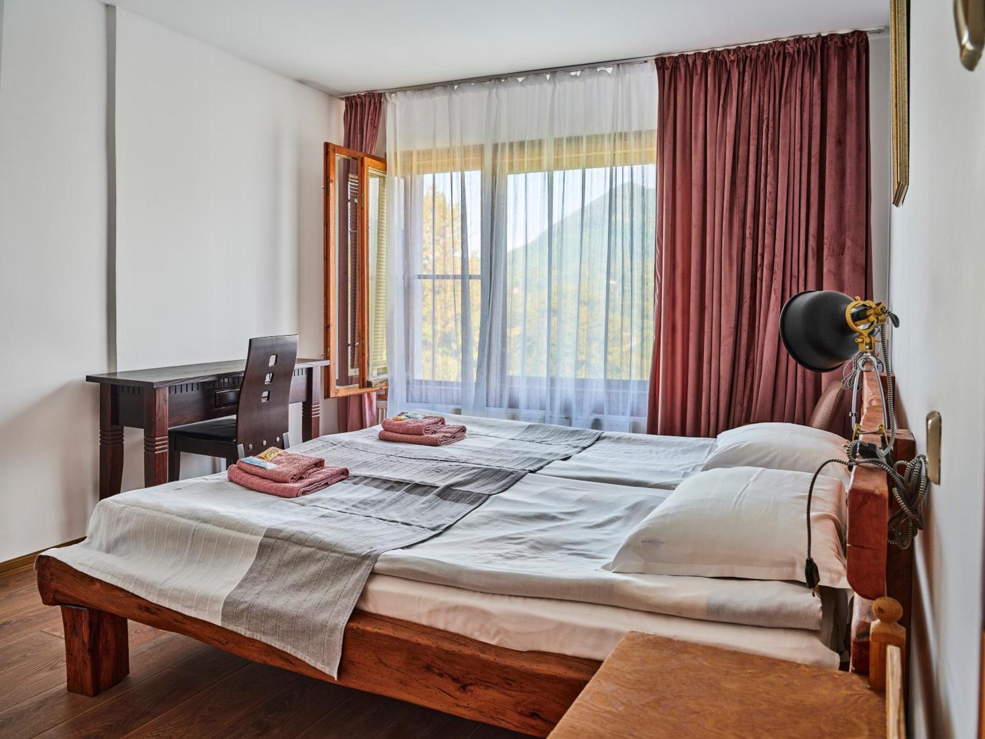 Hotel Tihiat Kat Apriltsi  Dış mekan fotoğraf