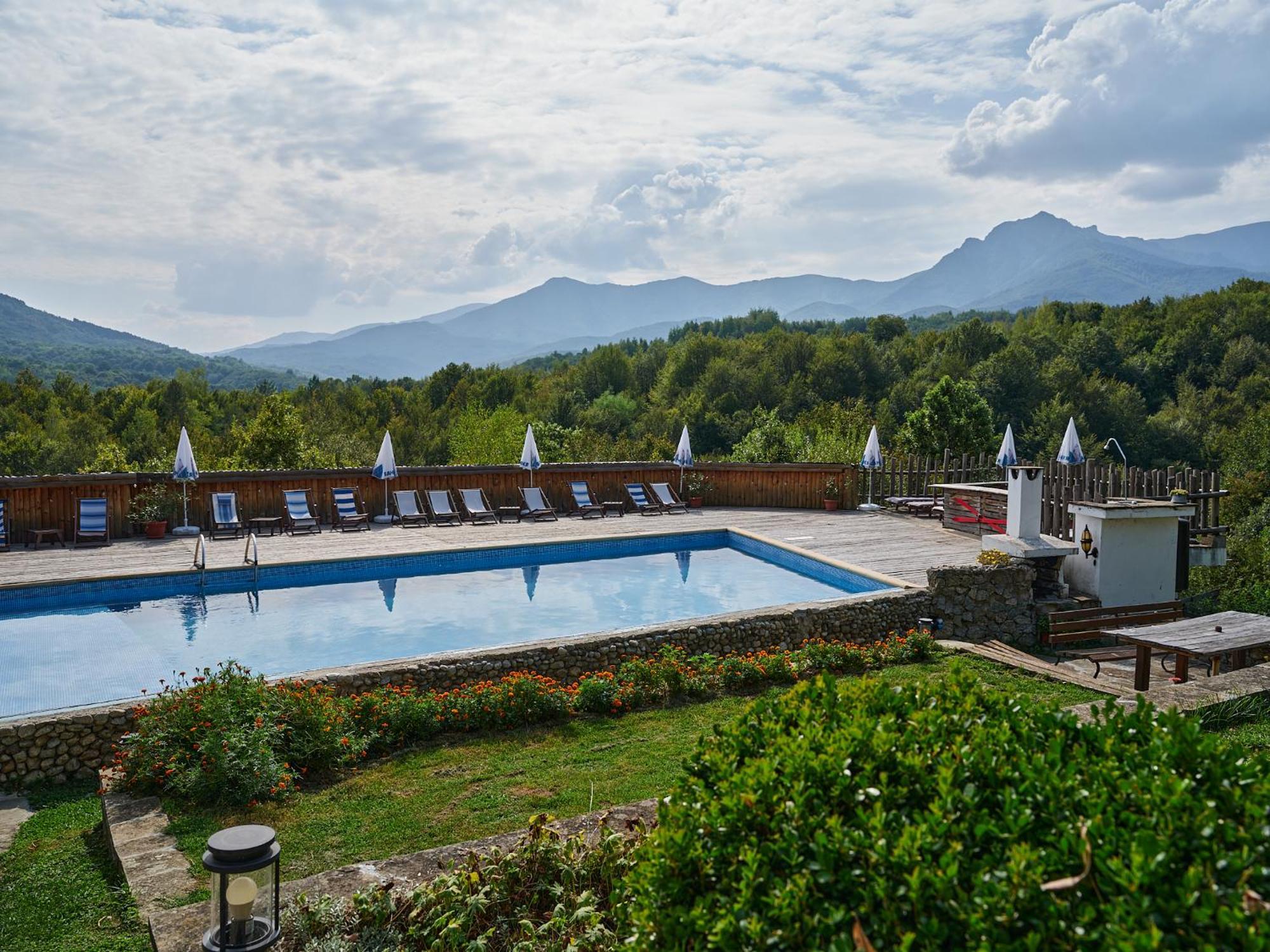 Hotel Tihiat Kat Apriltsi  Dış mekan fotoğraf