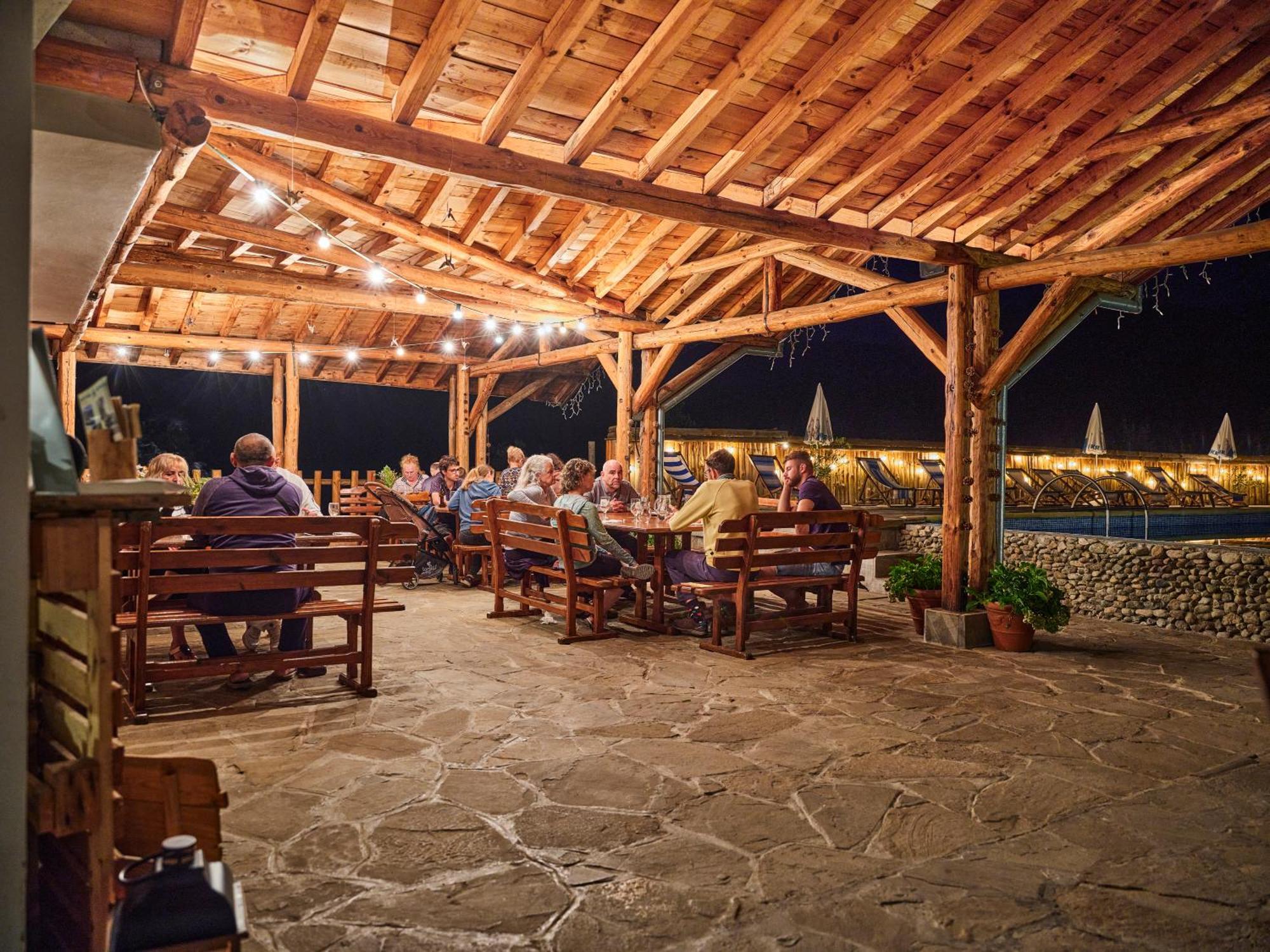 Hotel Tihiat Kat Apriltsi  Dış mekan fotoğraf